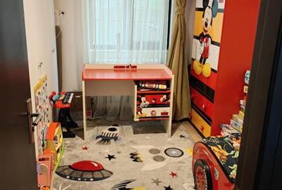 Apartament cu 3 camere semidecomandat, mobilat în Podul de Piatră - 4