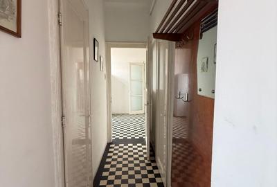 Apartament cu 3 camere semidecomandat în Central - 11