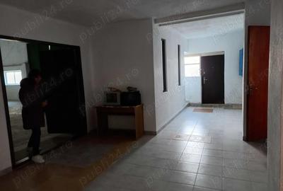 Spațiu comercial, de 950 mp, în Mangalia - 1