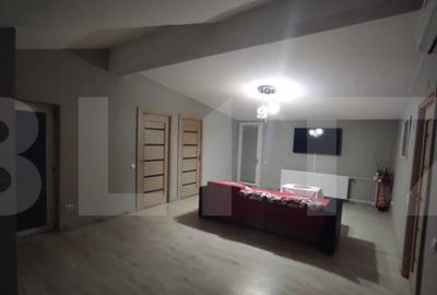 Casă cu 7 camere în Titan - 13