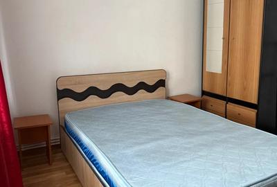 Inchiriez apartament 2 camere - 4