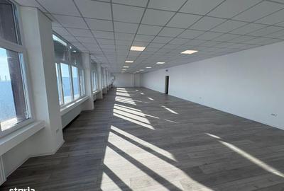 Spațiu comercial, de 250 mp, în Apărătorii Patriei - 5