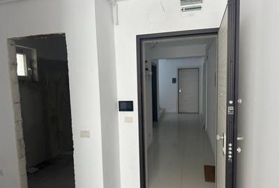 Apartament cu 2 camere decomandat în Mamaia