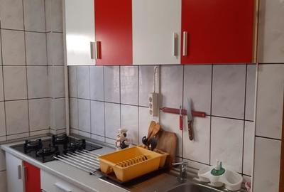 Garsonieră decomandată în Obor