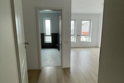 Duplex cu 4 camere cu Canalizare în Lipovei - 2