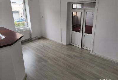 Casă cu 5 camere cu Teren 123 Mp în Reghin - 9