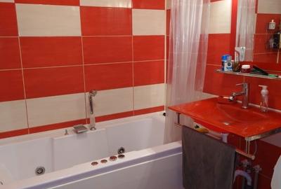 Ap. 3 camere, Centrala, PROPIETAR Megamall bd. Chisinau, stadionul National - 8