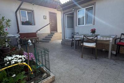 Casă individuală cu 3 camere cu Canalizare în Central - 8