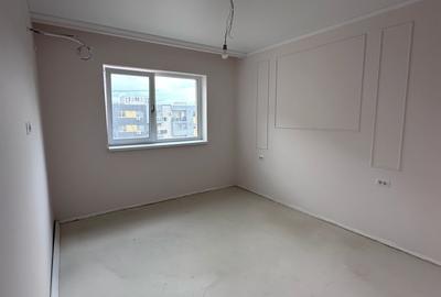 Apartament cu 3 camere semidecomandat în Central - 6
