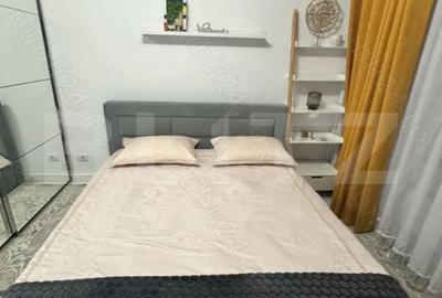 Apartament cu 3 camere decomandat în Cug - 4