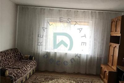 Casă cu 5 camere cu Teren 500 Mp în Stupini - 2