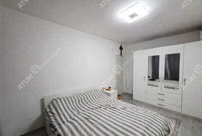 Apartament cu 3 camere decomandat în Vasile Aaron - 2
