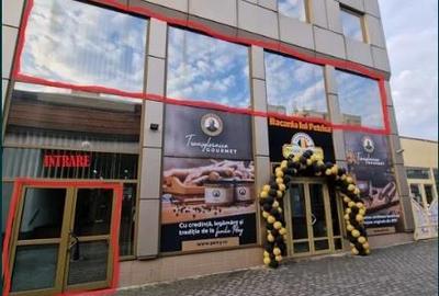 Spațiu comercial, de 100 mp, în Central - 1