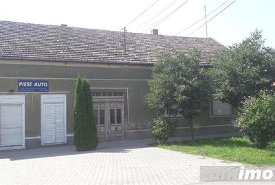 Casă cu 5 camere cu Teren 1600 Mp în Central - 10