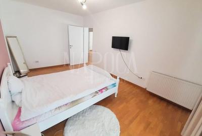 Apartament 3 camere de vanzare in Floresti - 2