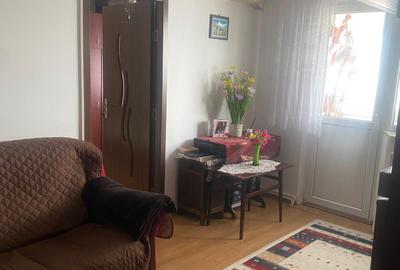 Apartament cu 2 camere semidecomandat în Km 4-5 - 7