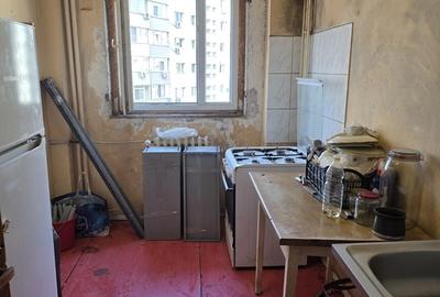 Dristor, 5 minute metrou, mall Park Lake si parc IOR, Laborator, bl. 1982 - 2