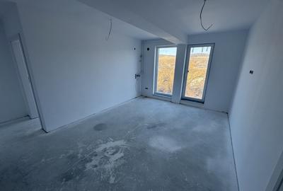 Apartament cu 3 camere semidecomandat în Independenței - 2