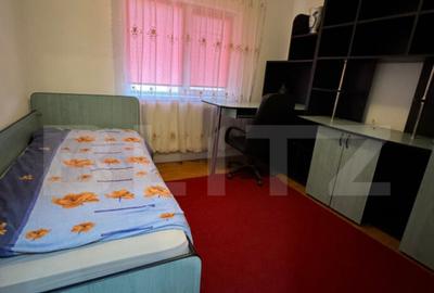 Apartament cu 3 camere, zona Dumbrava - 8