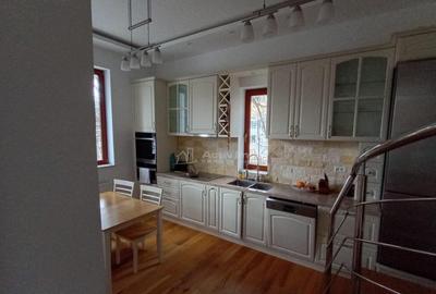 Casa- Vila- 5 camere - Drumul Poienii - 8