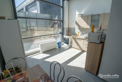 Showroom, birouri si depozit - 7