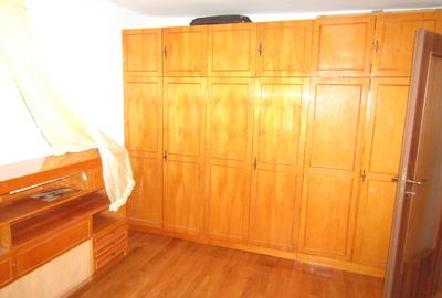 Apartament cu 4 camere semidecomandat, mobilat în Ștrand - 9