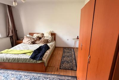 Casă cu 4 camere cu Garaj în Lazu - 4