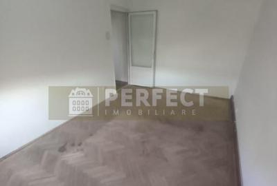 Ap.3 camere DECOMANDAT,Vest, etajul 4, Pret 72000 euro - 1