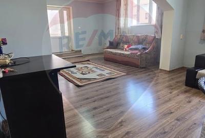 Casă cu 5 camere cu Teren 1375 Mp în Dârlos - 15