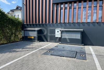 Spațiu comercial, de 1,750 mp, în Otopeni - 2