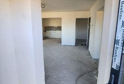 Casă cu 3 camere în Mărgineni