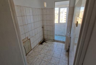 Apartament cu 2 camere semidecomandat în Rahova - 2