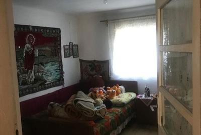 Casă cu 4 camere în Central - 4