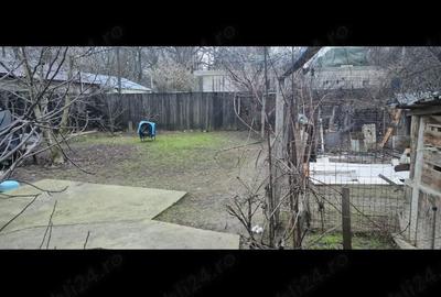 Casă cu 3 camere cu Teren 480 Mp în Central - 1