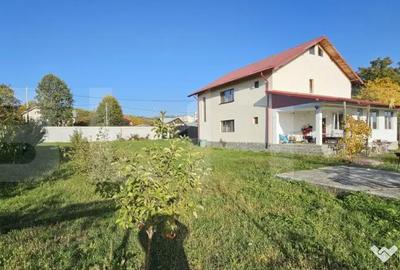 Casă cu 5 camere cu Teren 1300 Mp în Valea - 5