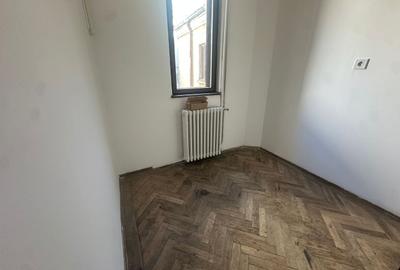 Apartament cu 4 camere circular în Banu Manta - 17