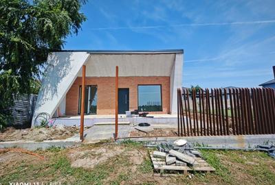 Casă individuală cu 3 camere cu Canalizare în Berceni - 7