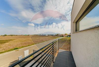 Casa tip duplex de inchiriat in Via Carmina - 5