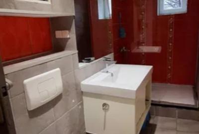 Garsonieră decomandată, mobilată în Tei - 8