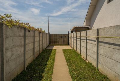 Casă cu 3 camere cu Teren 323 Mp în Pantelimon - 12