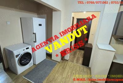 Apartament cu 3 camere decomandat în Prundu - 5