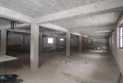 Casă cu 30 camere cu Teren 2639 Mp în Măneciu - 14