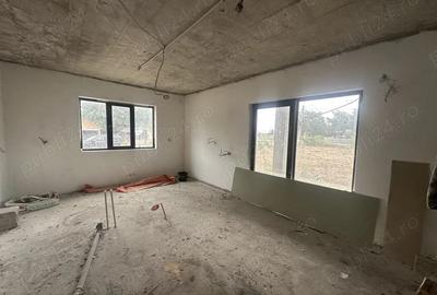 Casa la ro?u cu teren 1248 mp | Misleanu, Ialomi?a | Comision Cumparator 0 | - 2