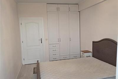 Apartament cu 2 camere decomandat, mobilat în Exterior Sud