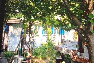 Casă cu 3 camere în Central - 1