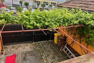 Casa individuala, in cartierul Lazaret cu bucatarie de vara,terasa si acces auto - 4