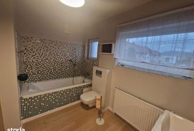 Apartament cu 3 camere în Zăvoi - 5