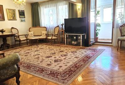 Apartament cu 4 camere decomandat, mobilat în Unirii