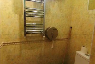 Spațiu comercial, de 120 mp, în Central - 7