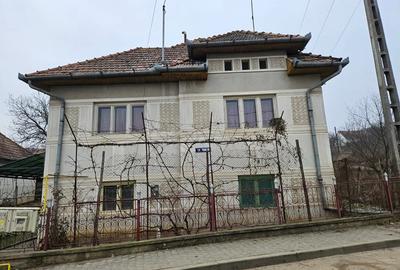 Casă în Târnăveni - 2